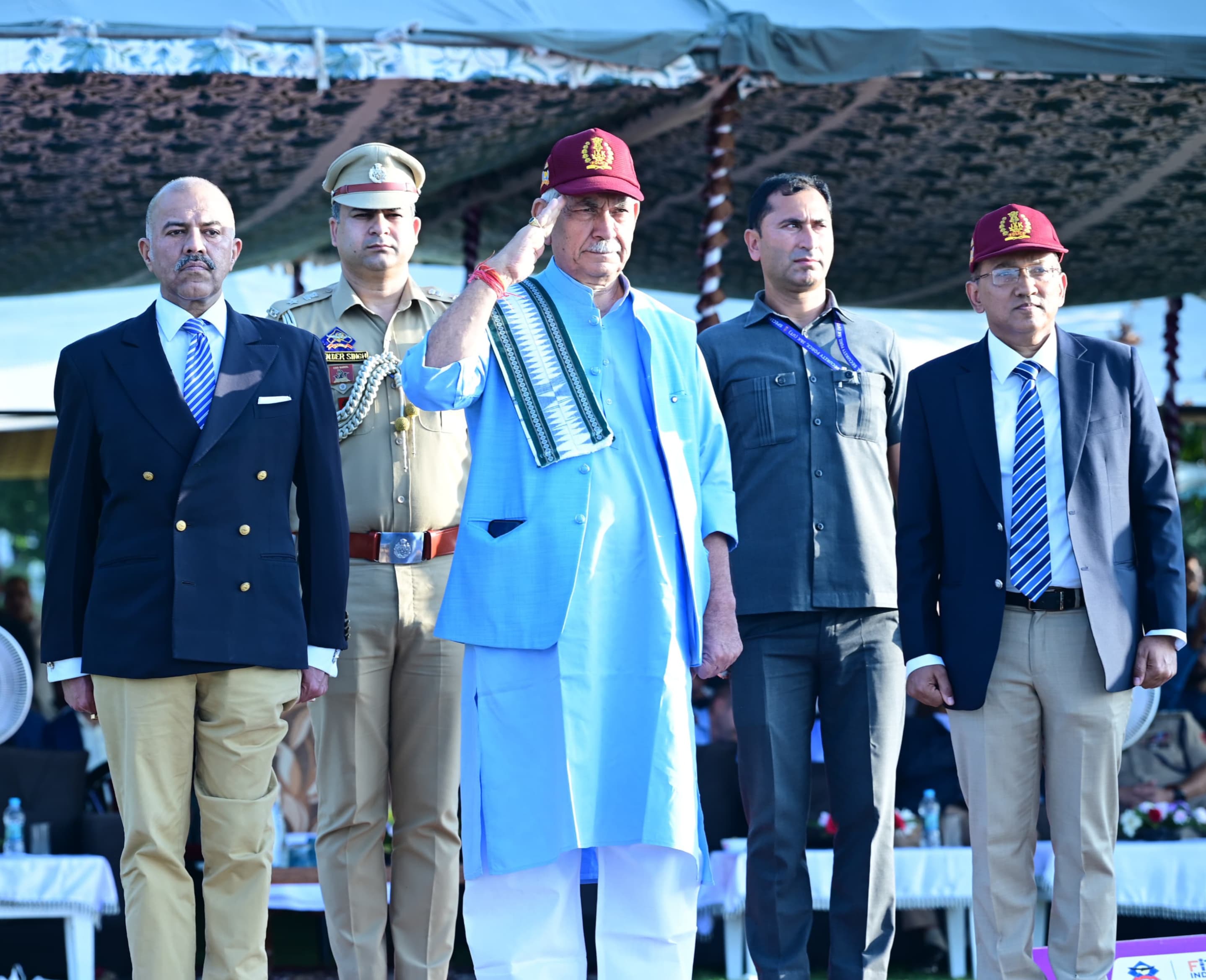 'LG Manoj Sinha Attends Closing Ceremony of ‘Jashn-e-Dal’ Water Sports at Dal Lake'
