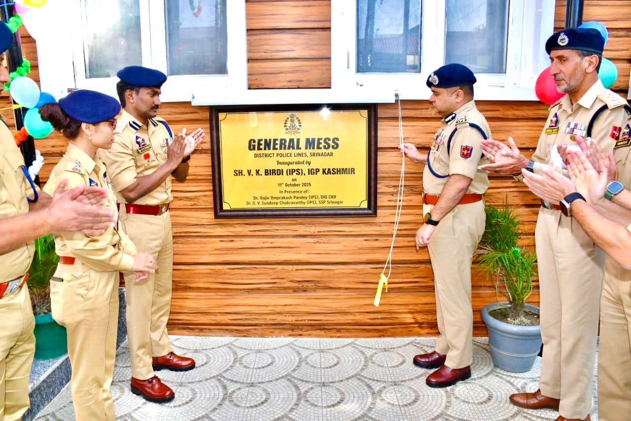 'IGP Kashmir Inaugurates General Mess at DPL Srinagar'