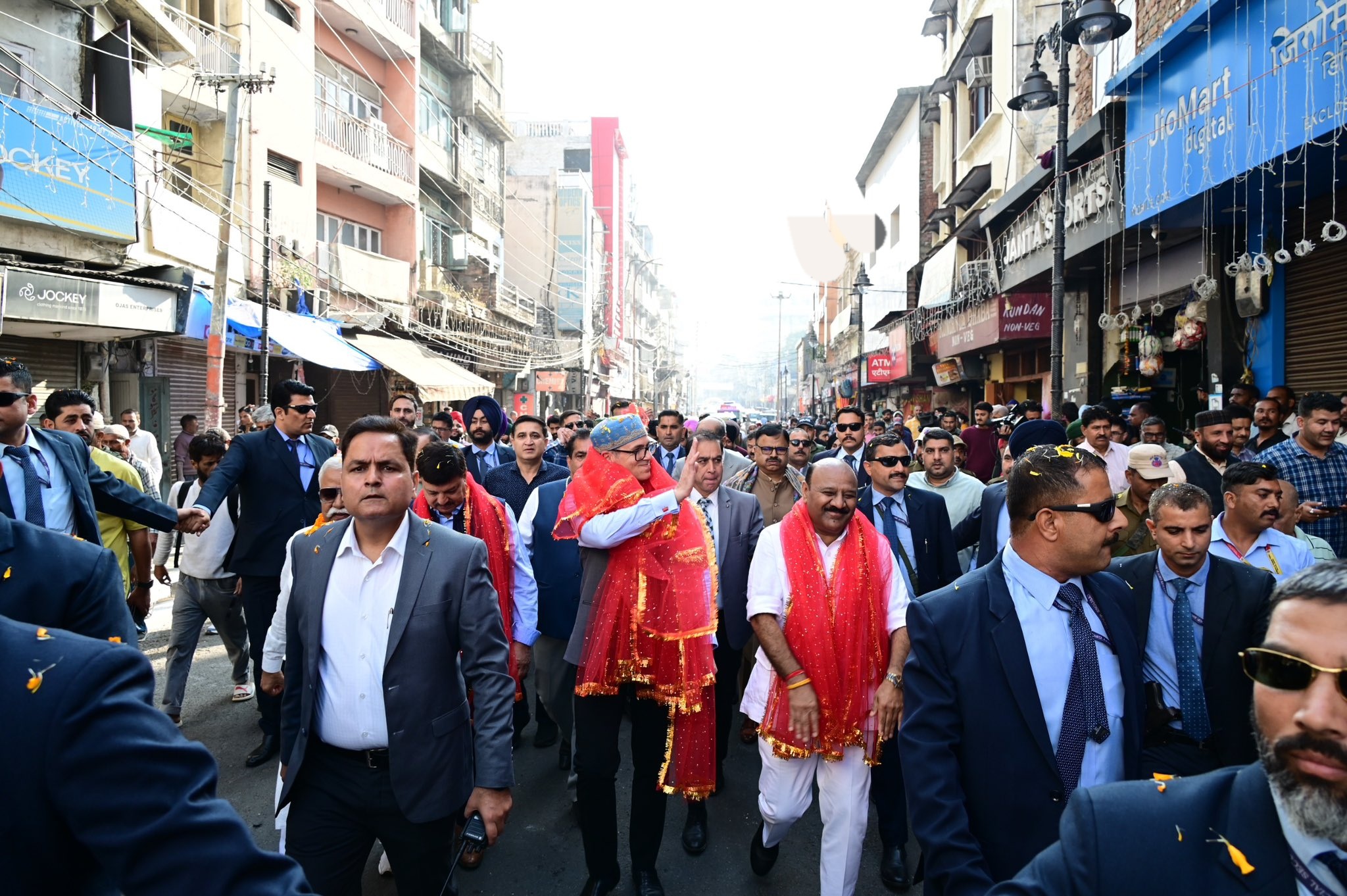 'Darbar Move Resumes After Four Years , CM Omar Abdullah Walks to Secretariat as J&K Govt Begins Functioning from Jammu'