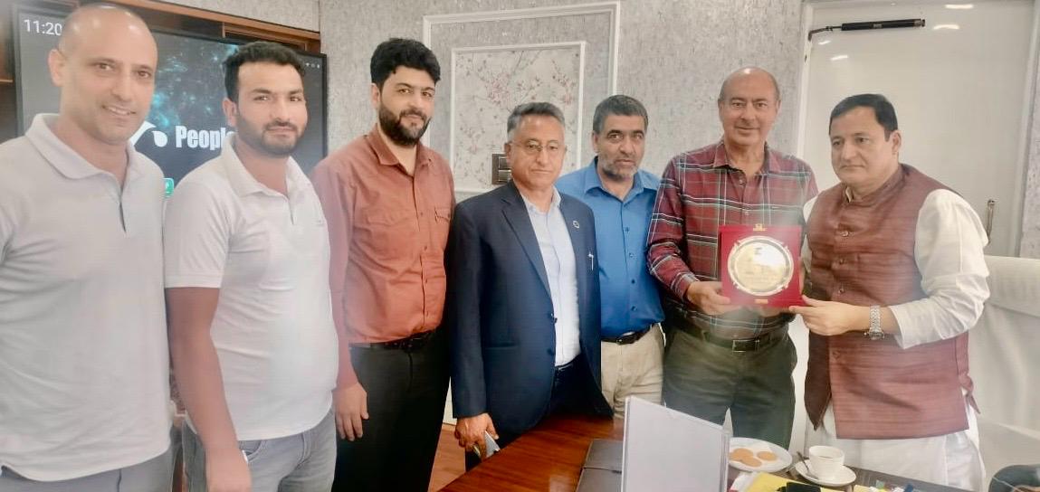 'PHDCCI-Kashmir Delegation Meets Agriculture Minister, Presents Key Proposals for Sectoral Growth'