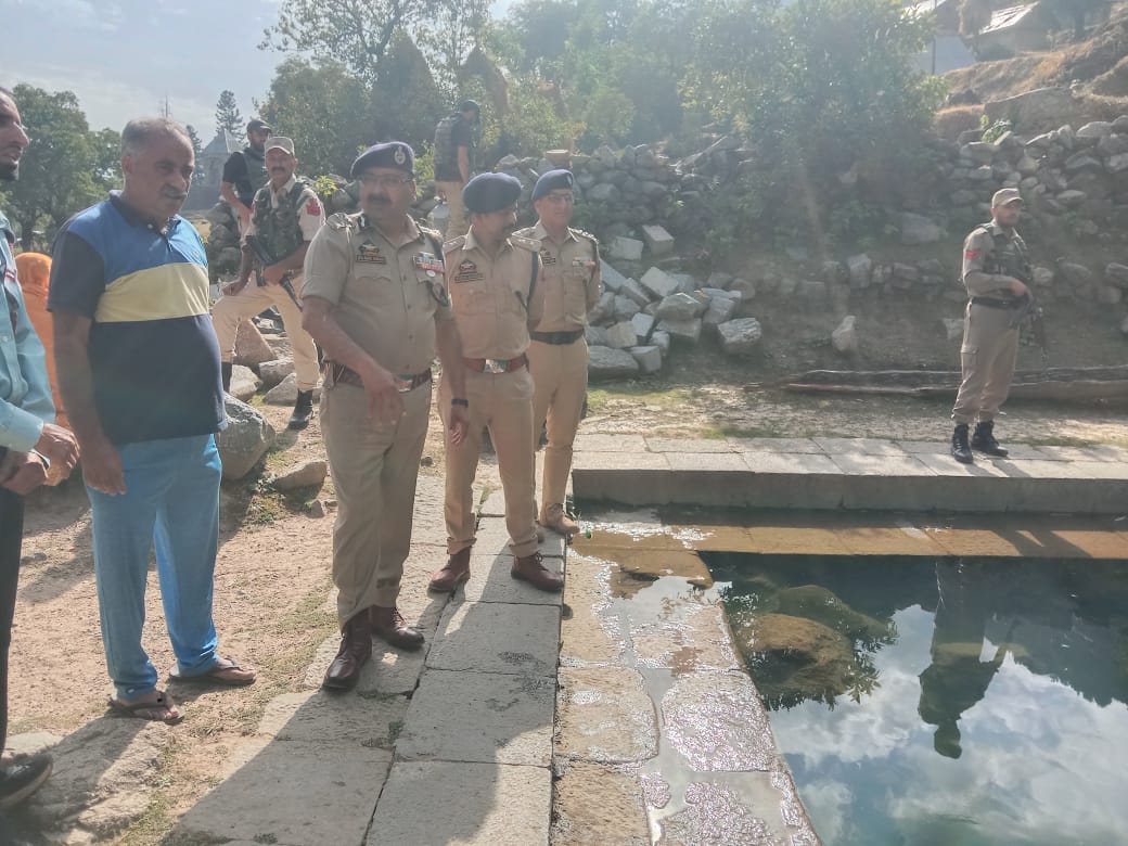 'Ahead of Gangbal-Harmukh yatra DGP J&K takes aerial view of the area; Interacts with officers to review the security arrangements  '