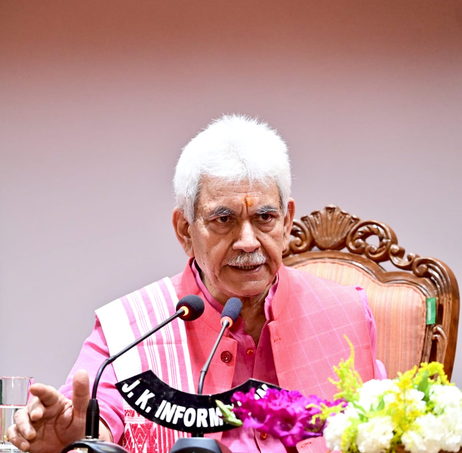 'Lieutenant Governor Expressed Gratitude To All Stakeholders Involved In Arrangement of Holy Shri Amarnath Ji Yatra After It Crossed Figure of 4 Lakh Darshans Today'