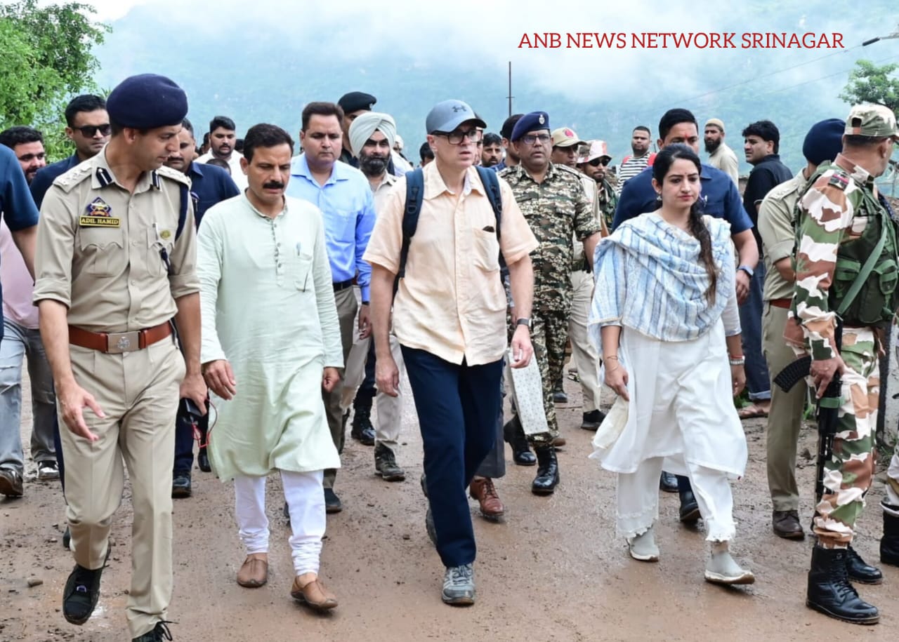 'CM Reviews Restoration Works on Jammu-Srinagar National Highway*  *Directs Immediate Relief for Stranded Commuters'