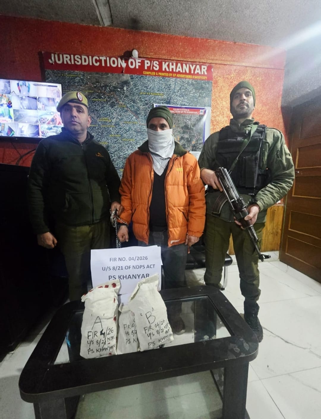 'Srinagar Police Arrest Notorious Drug Peddler, 1.6 Kg Heroin Recovered, Major Boost to Anti-Narcotics Drive; Case Registered Under NDPS Act'