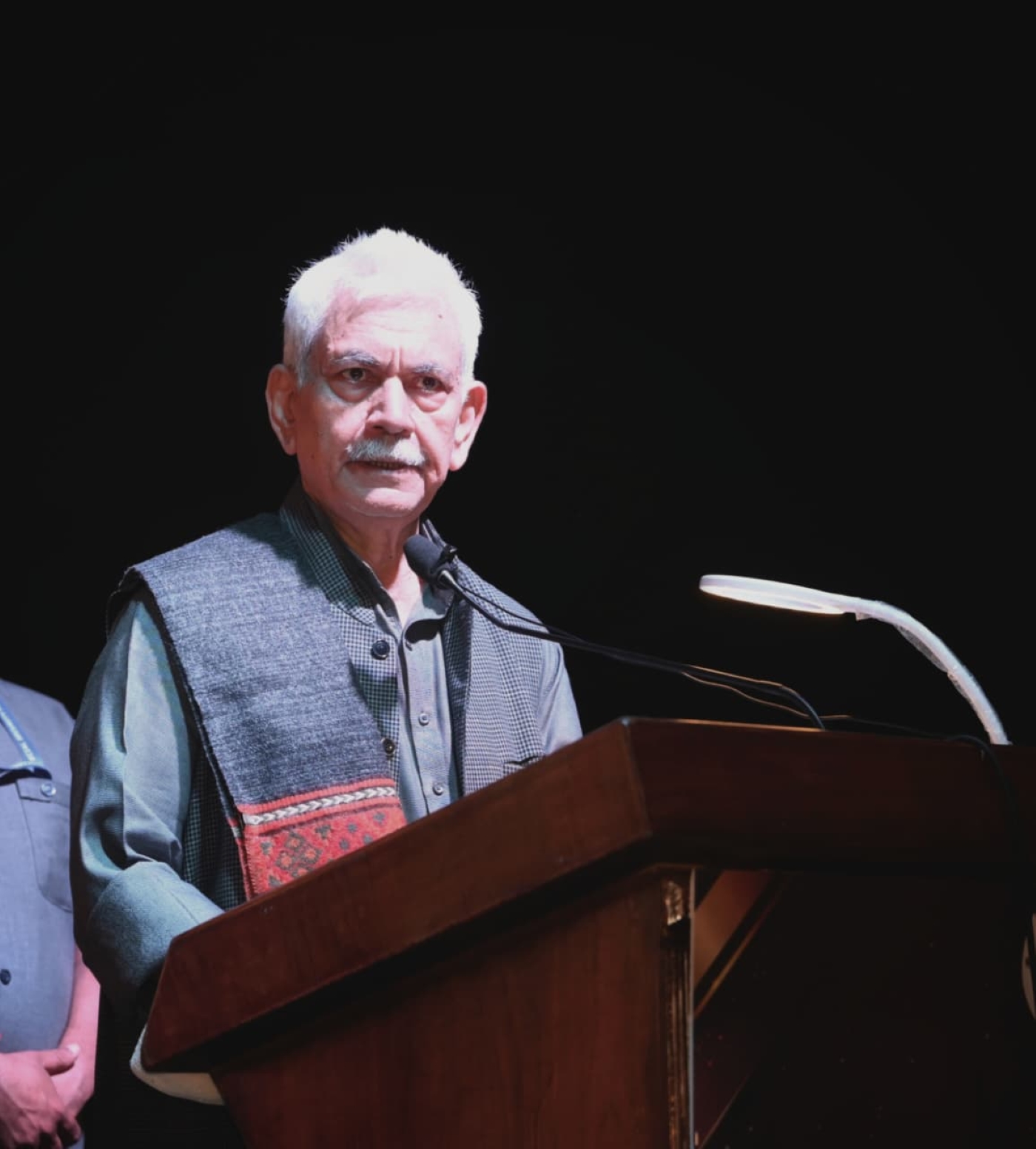 'LG Manoj Sinha Calls J&K Entrepreneurs Pillars of Innovation, Graces Big Impact Awards 2026 in Jammu'