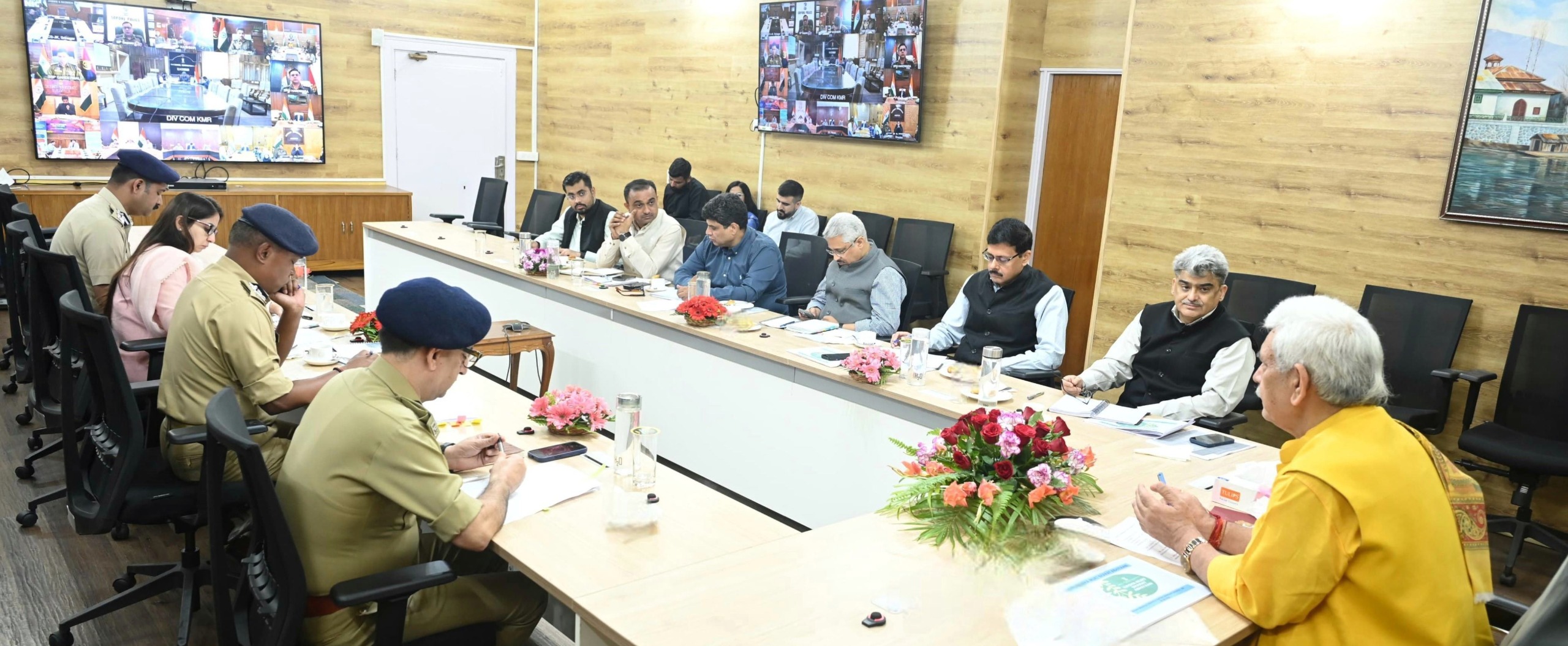 'LG Manoj Sinha Reviews Readiness for 100-Day Anti-Drug Campaign, Calls for Mass Mobilisation Across J&K'