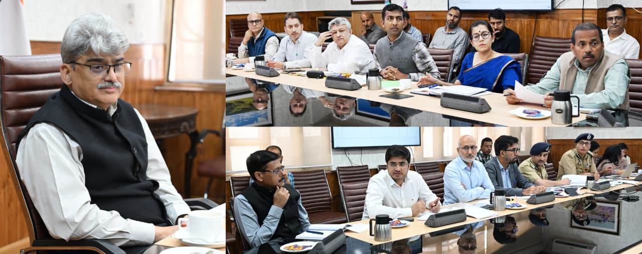 'Chief Secretary reviews comprehensive traffic decongestion plan for Jammu, Srinagar Cities'