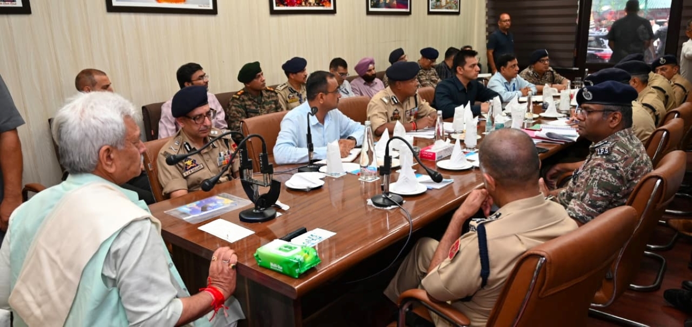 'LG Manoj Sinha Reviews Bhagwati Nagar Yatri Niwas Preparedness Ahead of Shri Amarnath Ji Yatra 2026'
