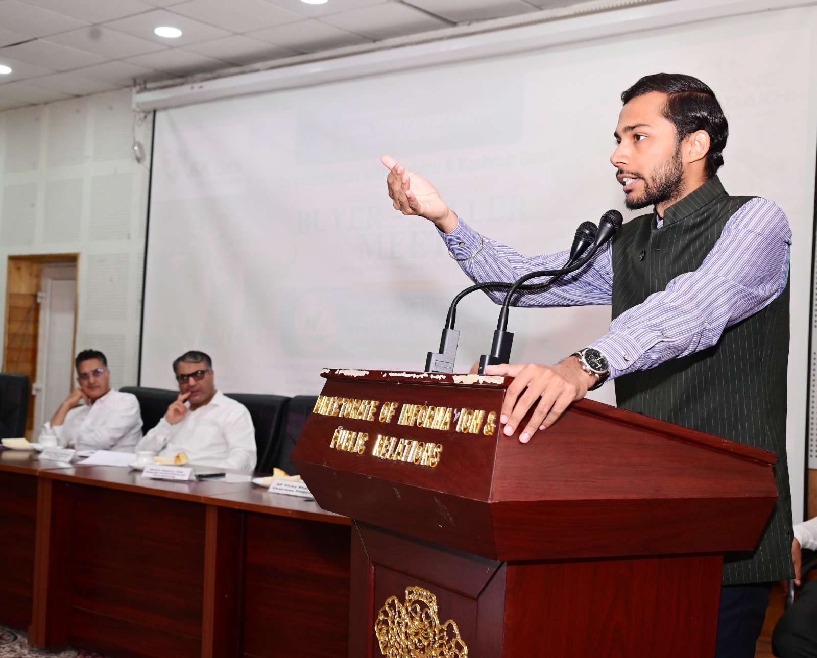 'Ladakh Showcases Premium Pashmina at Srinagar Buyer–Seller Meet to Strengthen Direct Market Linkages'