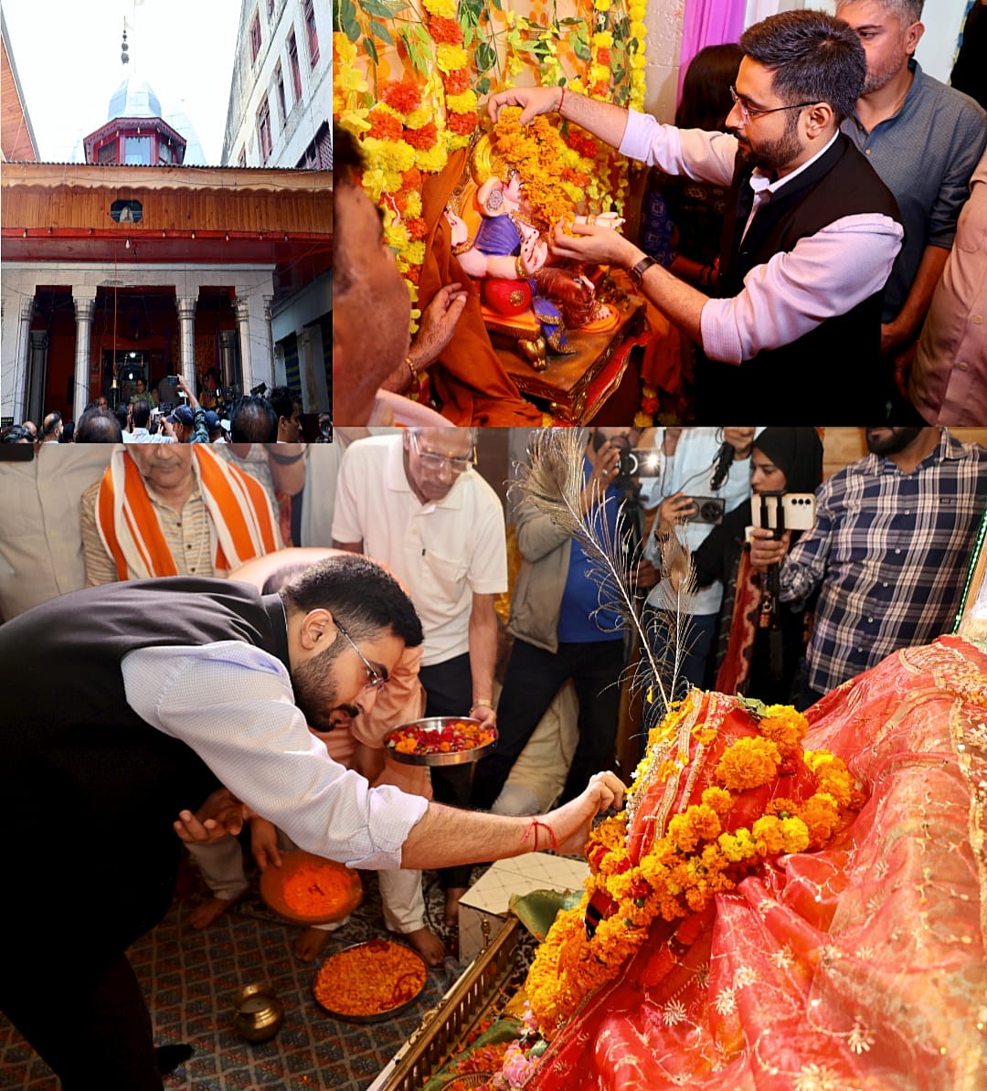 'DC Srinagar visits Ganpatyar Temple; participates in Ganesh Chaturthi celebrations Reviews arrangements; extends greetings to devotees'