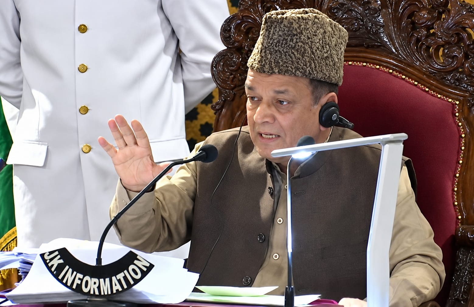 'Speaker Seeks Definite Timeline for Government Vehicle Management Policy'