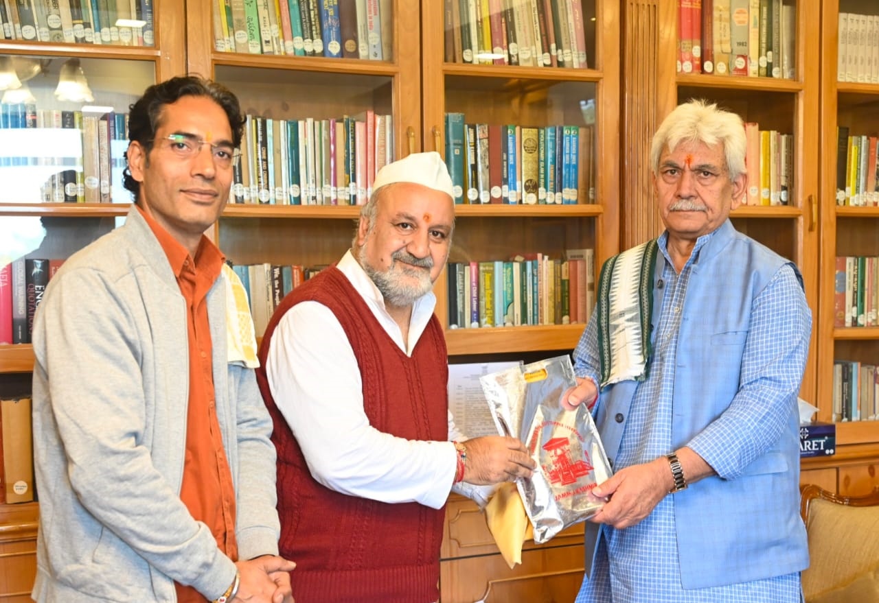 'Development of Maa Sharda Temple at Teetwal Discussed with LG'