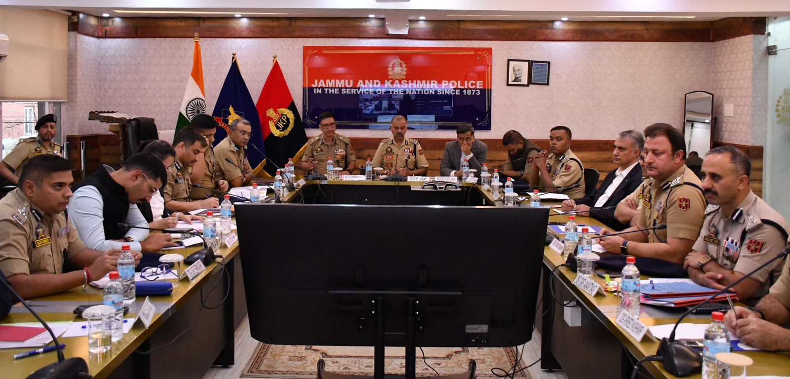 'DGP Nalin Prabhat Reviews J&K Security Situation, Directs Intensified Intelligence-Based Operations'