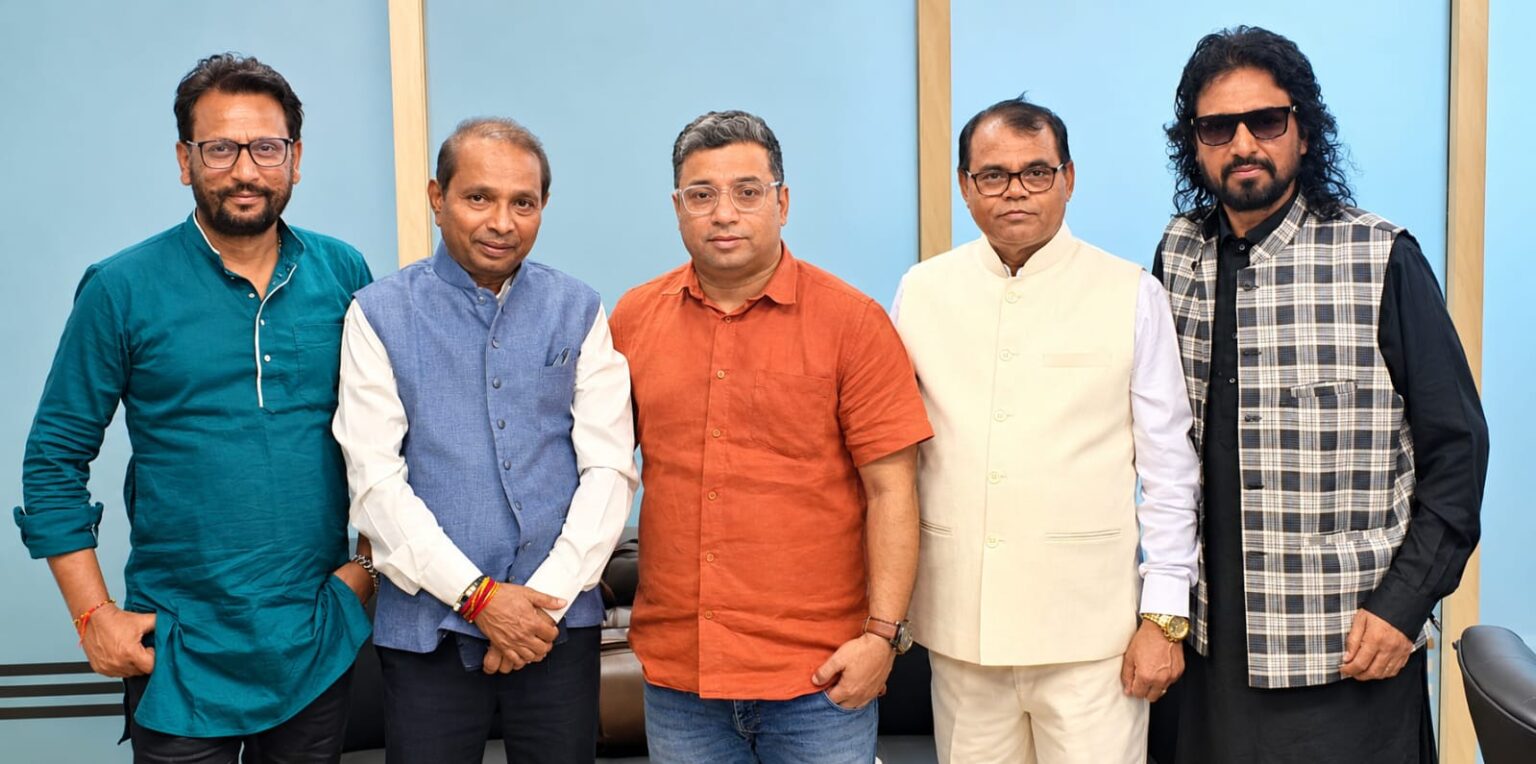 'Goa Filmmakers Explore Shooting Opportunities in J&K, Meet DIPR Joint Director'