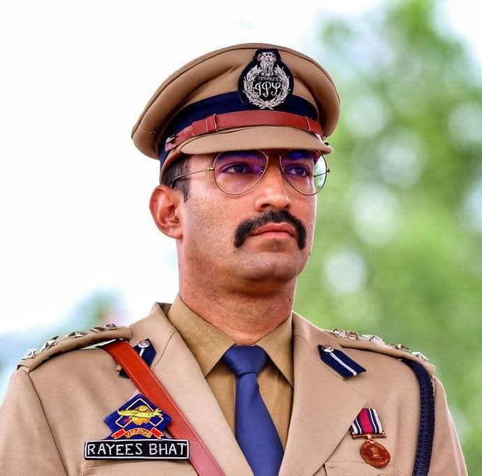 'Rayees Mohammad Bhat  IPS_2010   DIG Udhampur Reasi Range  Transfer .to  DIG CID Kashmir'